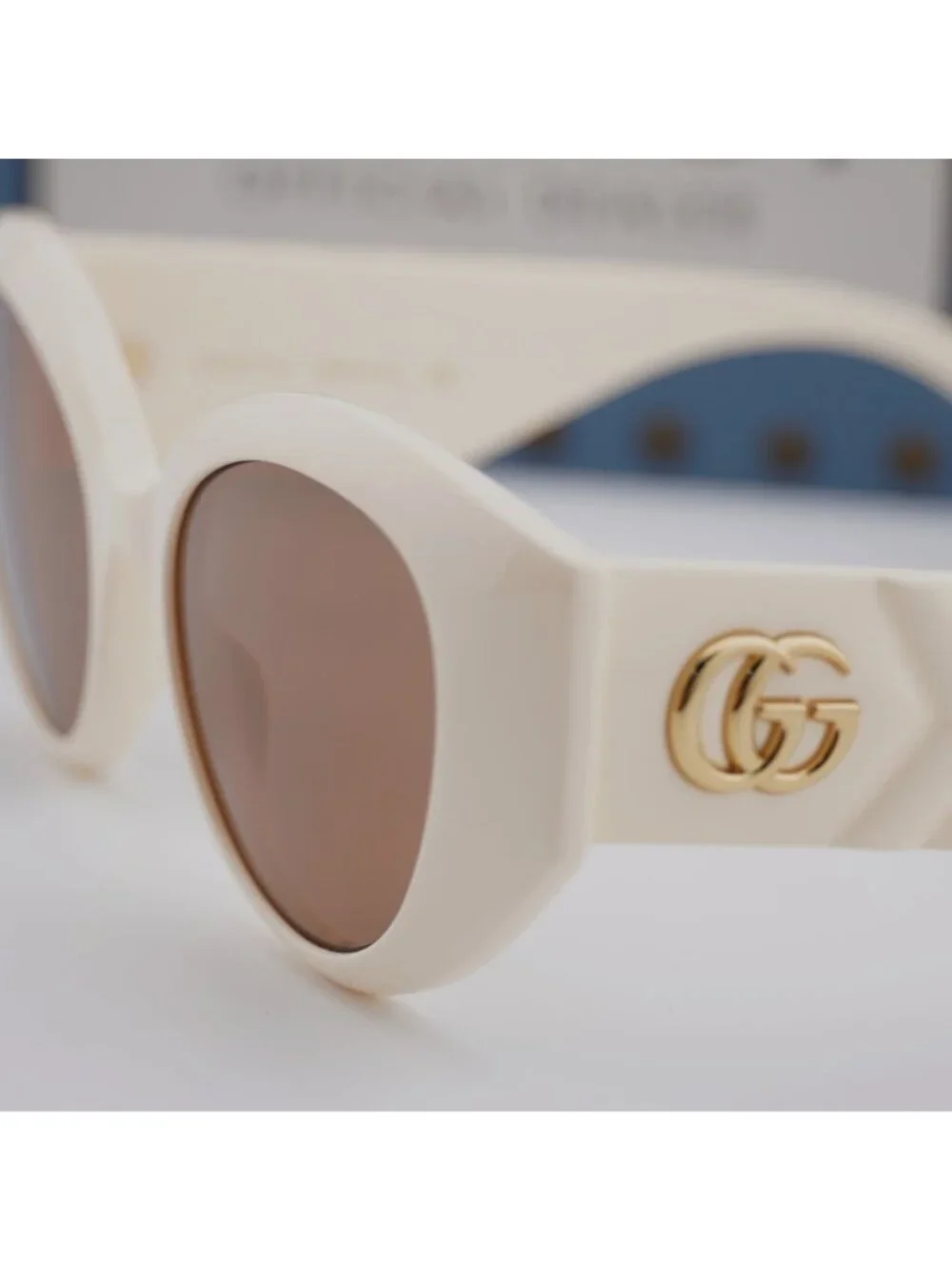 Gucci GG0809S 002 Cat Eye Sunglasses - Ivory / Brown